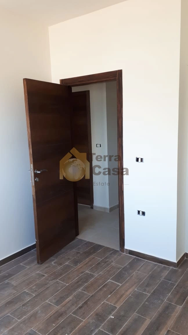 Zaarour brand new chalet ground floor + 91 sqm terrace
