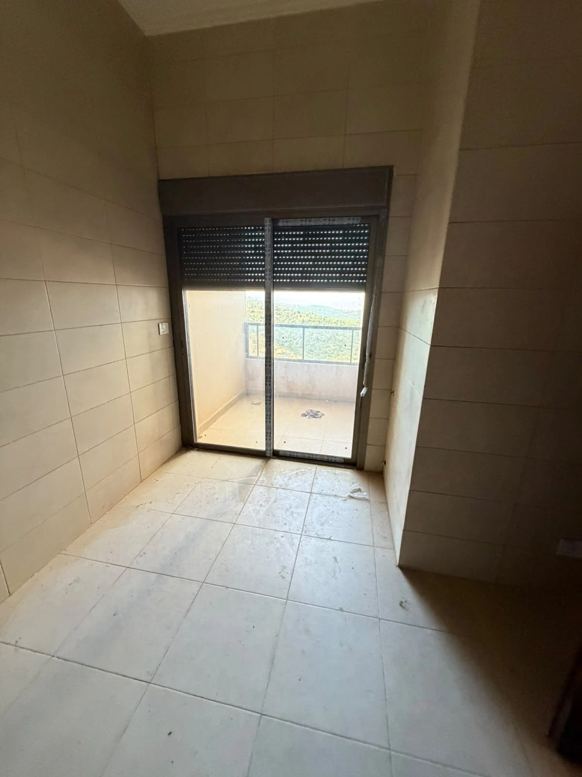 Apartment for sale in ras osta – jbeil