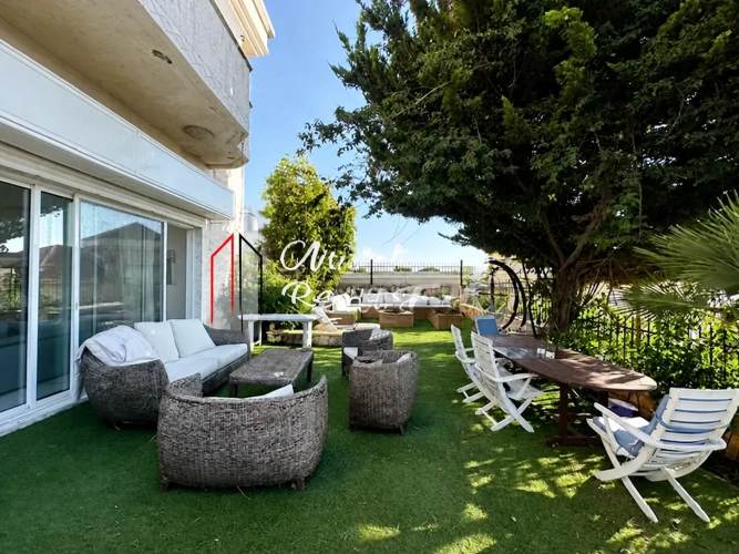 Villa فيلا مفروشة من أربع طوابق مع حدائق واطلالة رائعة للبيع شملان عاليه for sale in Heri