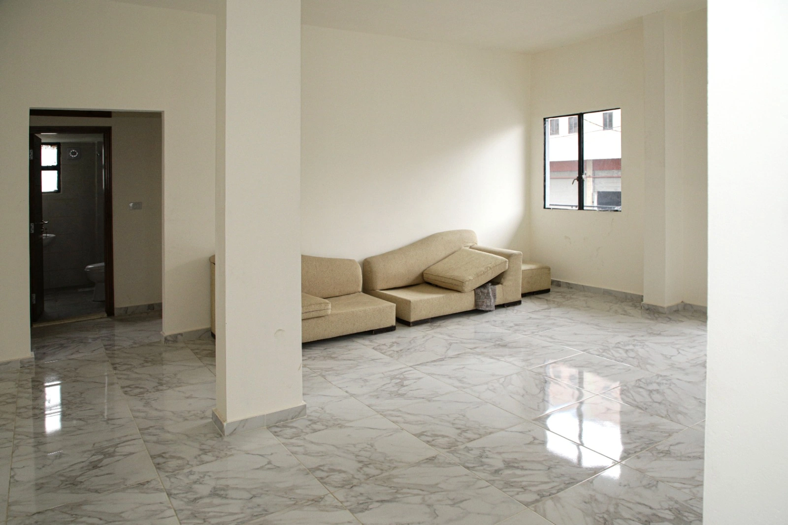 Baouchrieh office 400 sqm for rent prime location ref