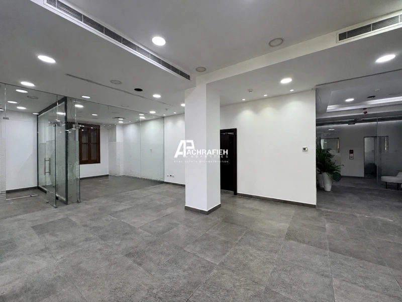 Office For Rent in Downtown - مكتب للأجار في وسط بيروت