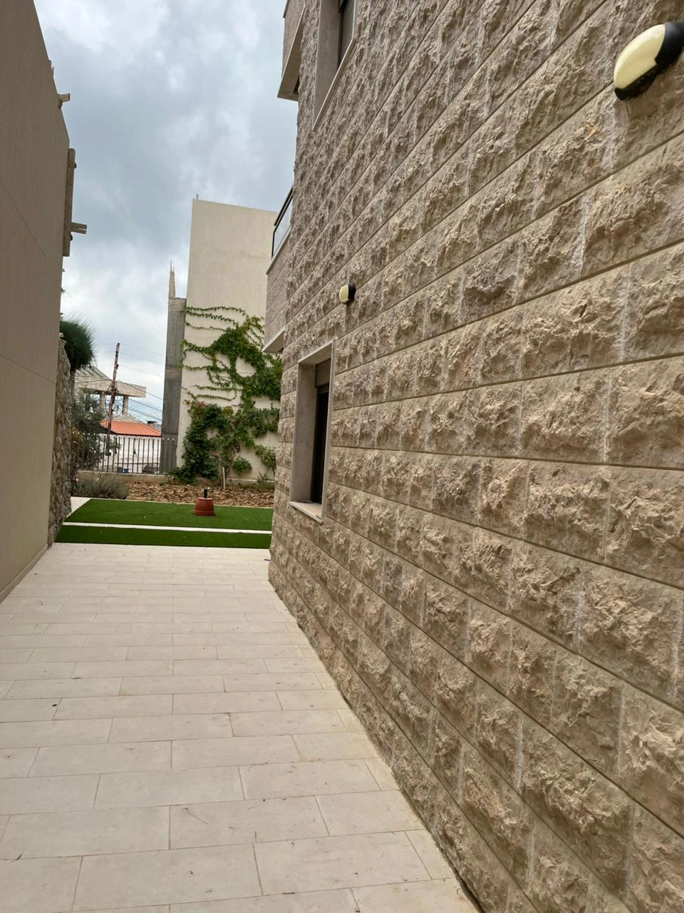 Klayaat furnished 160m apartment + 180m terrace & 100m garden for sale