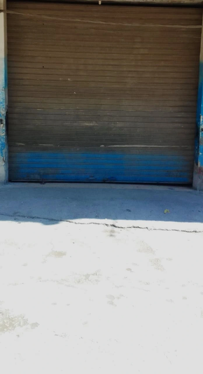 Ferzol shop 58.5 sqm for rent near main road, need painting