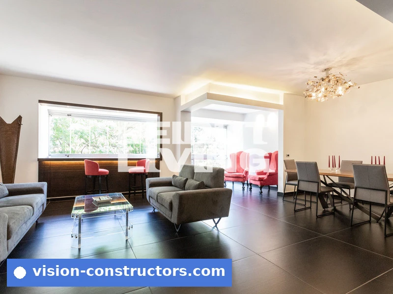 Apartment Spacious Modern Flat | Fully Equipped for rent in Achrafieh