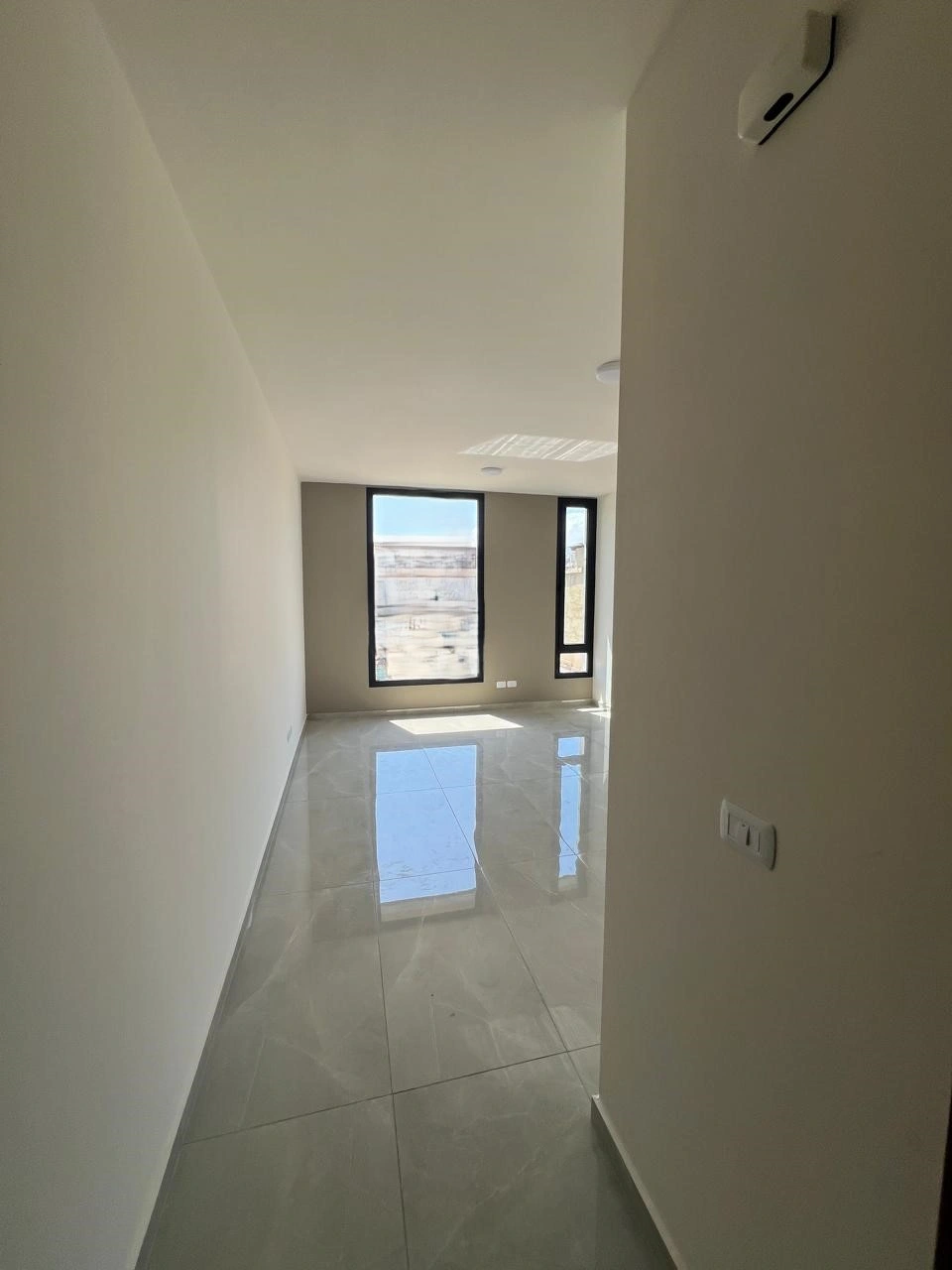 Haouch el omara office 35 sqm for rent