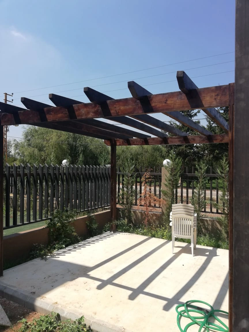 Anjar fully furnished villa two floors 250 sqm for rent with garden